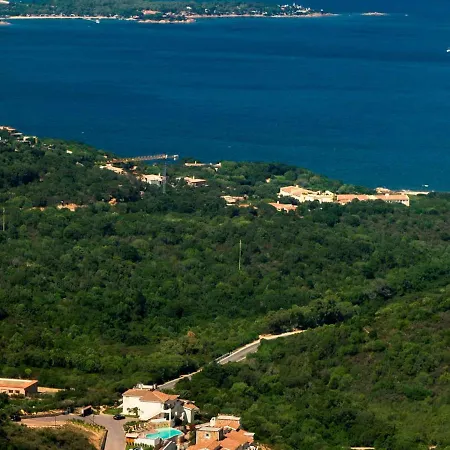 Sleeps 8 Pool Wifi Baia Sardinia