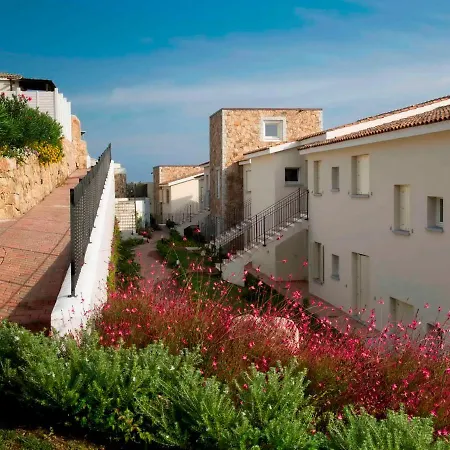 Sleeps 8 Pool Wifi * Baia Sardinia